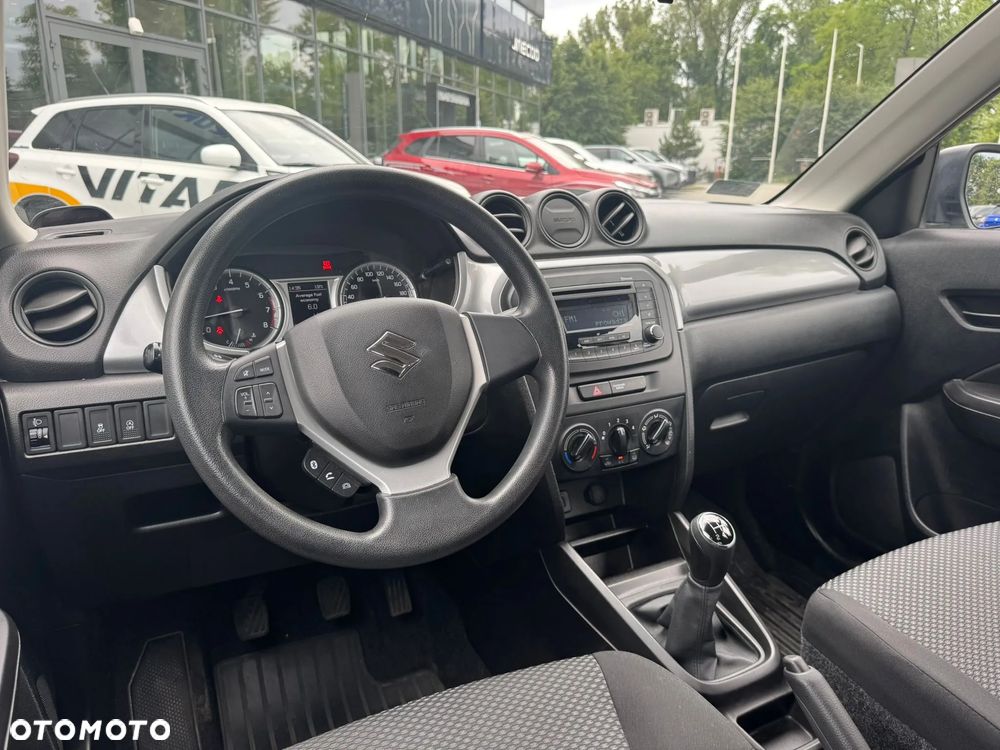 Suzuki Vitara 1.6 Comfort 2WD - 6