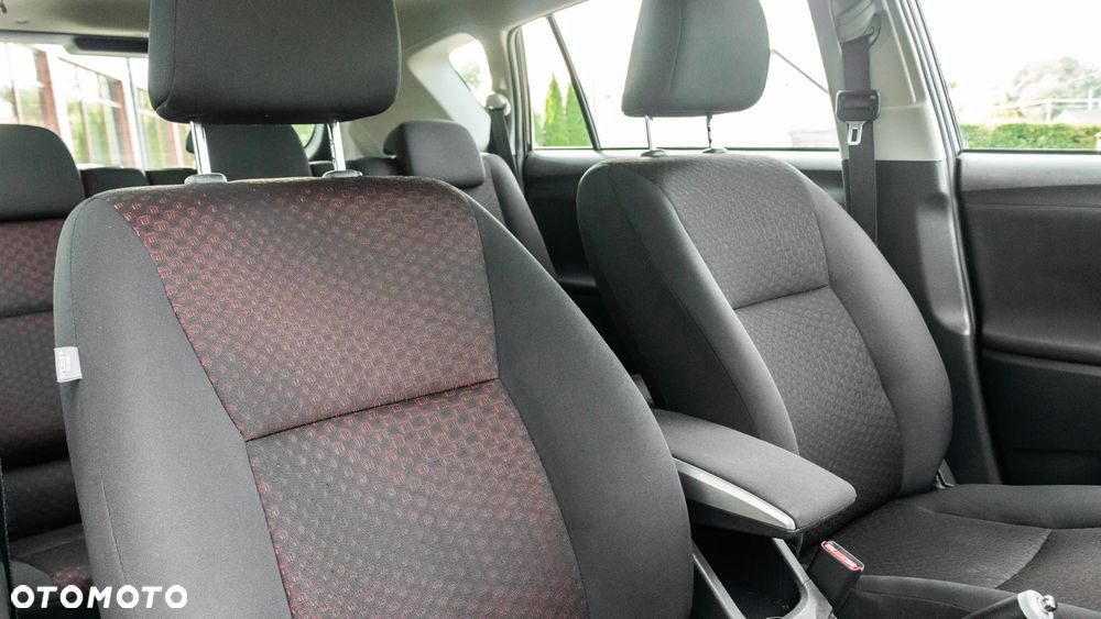 Toyota Verso 1.6 5-Sitzer Comfort - 27