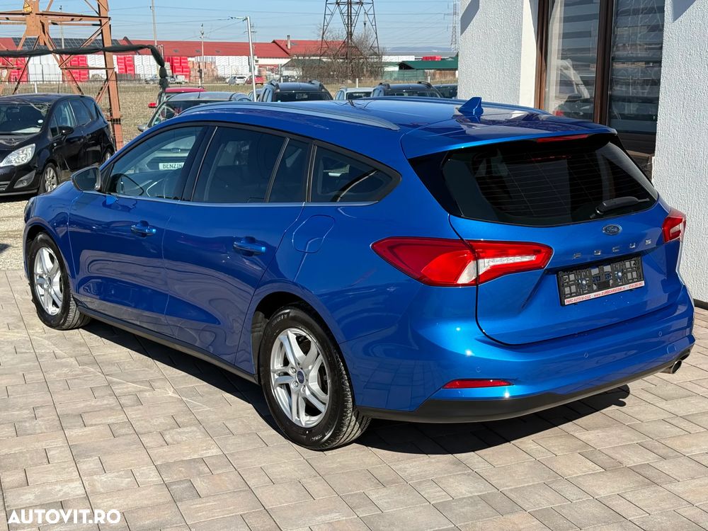 Ford Focus - 4