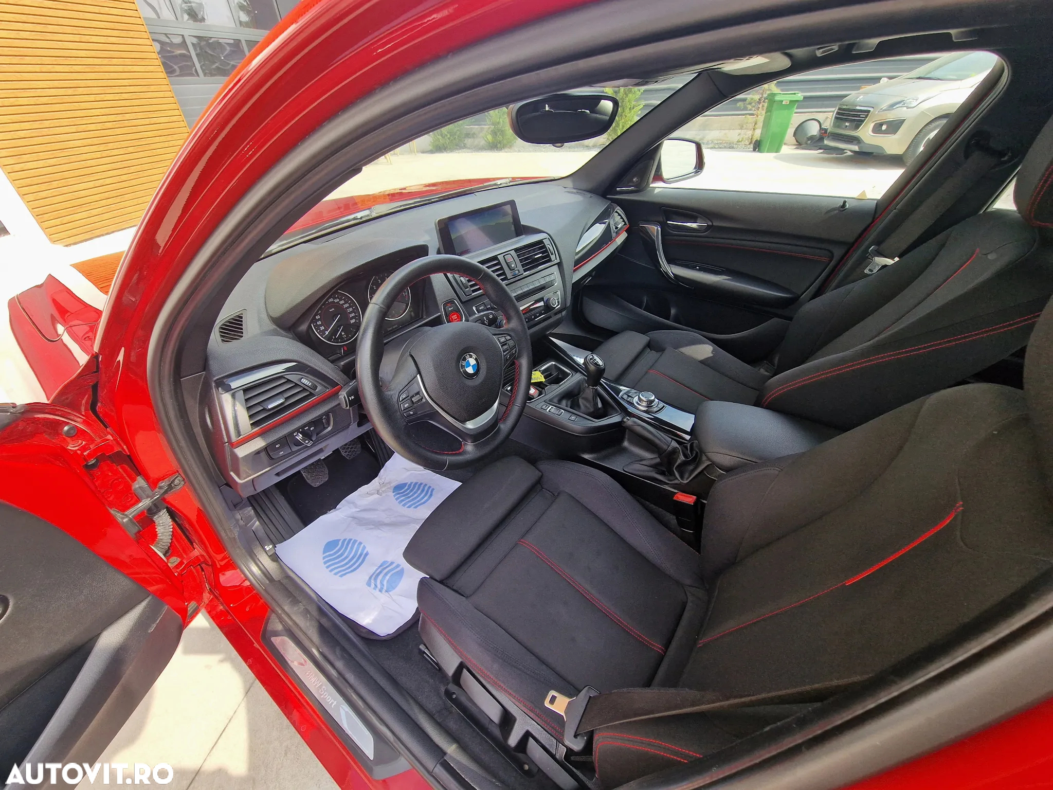 BMW Seria 1 118i Sport Line - 12