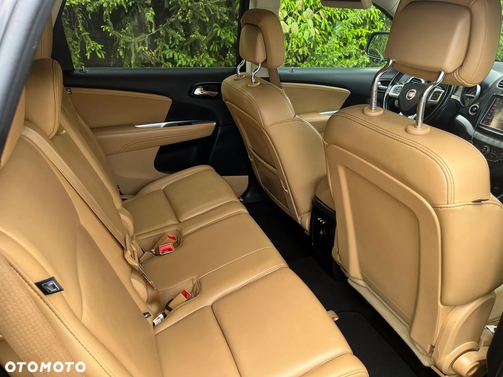 Fiat Freemont 2.0 Multijet Urban AWD - 19
