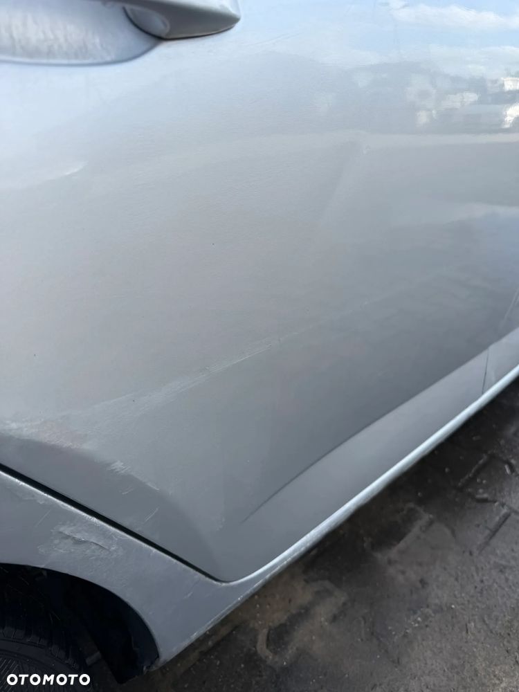 SKODA FABIA III KOMBI LA7W DRZWI PRAWE TYŁ TYLNE KOMPLETNE - 4