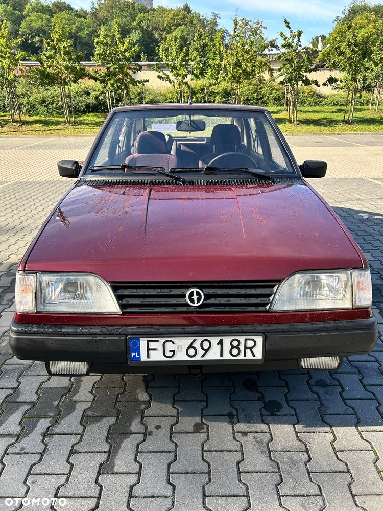 Polonez Caro - 33