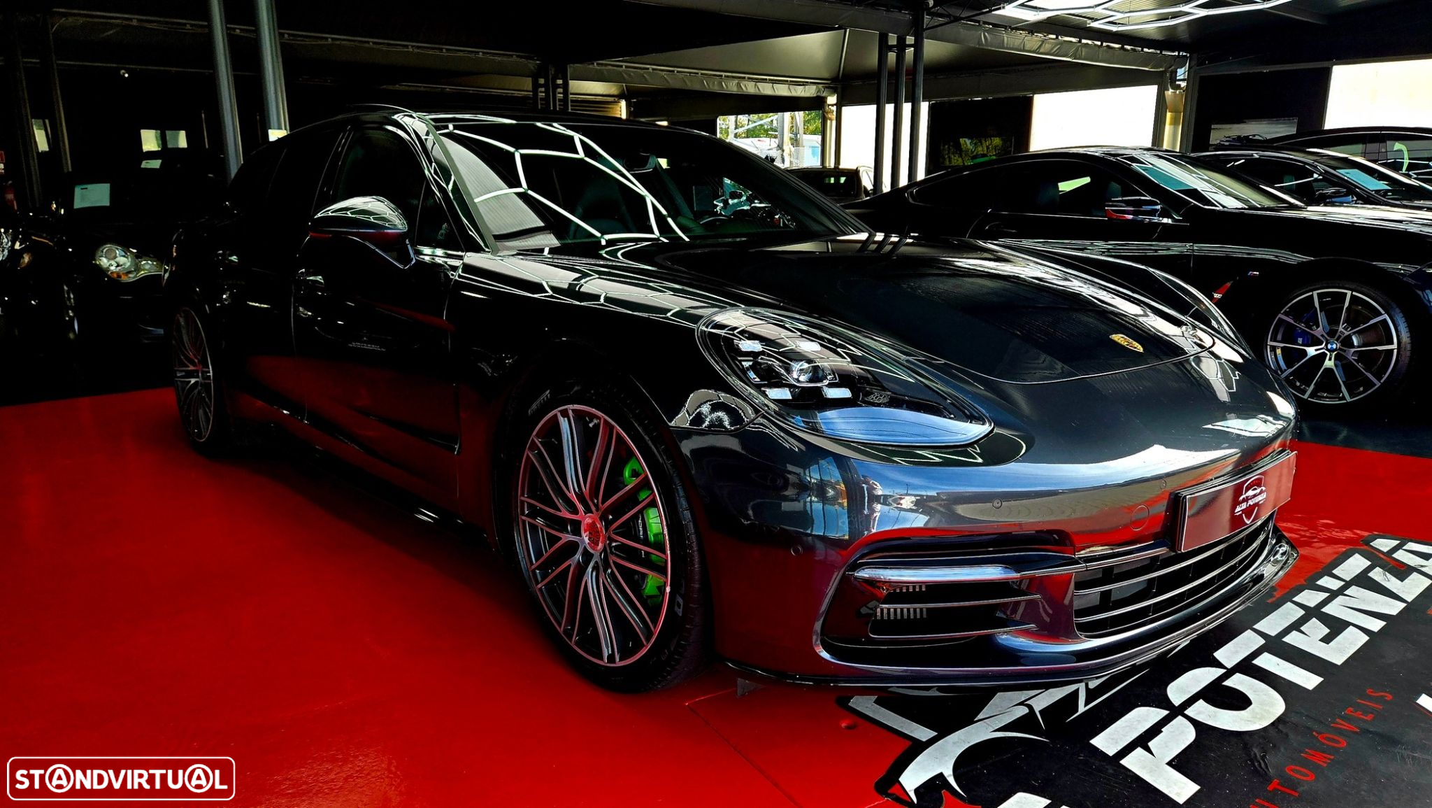 Porsche Panamera Sport Turismo 4 E-Hybrid - 3
