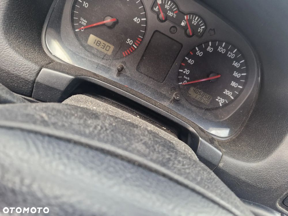 Volkswagen Golf 1.9 TDI Basis - 7