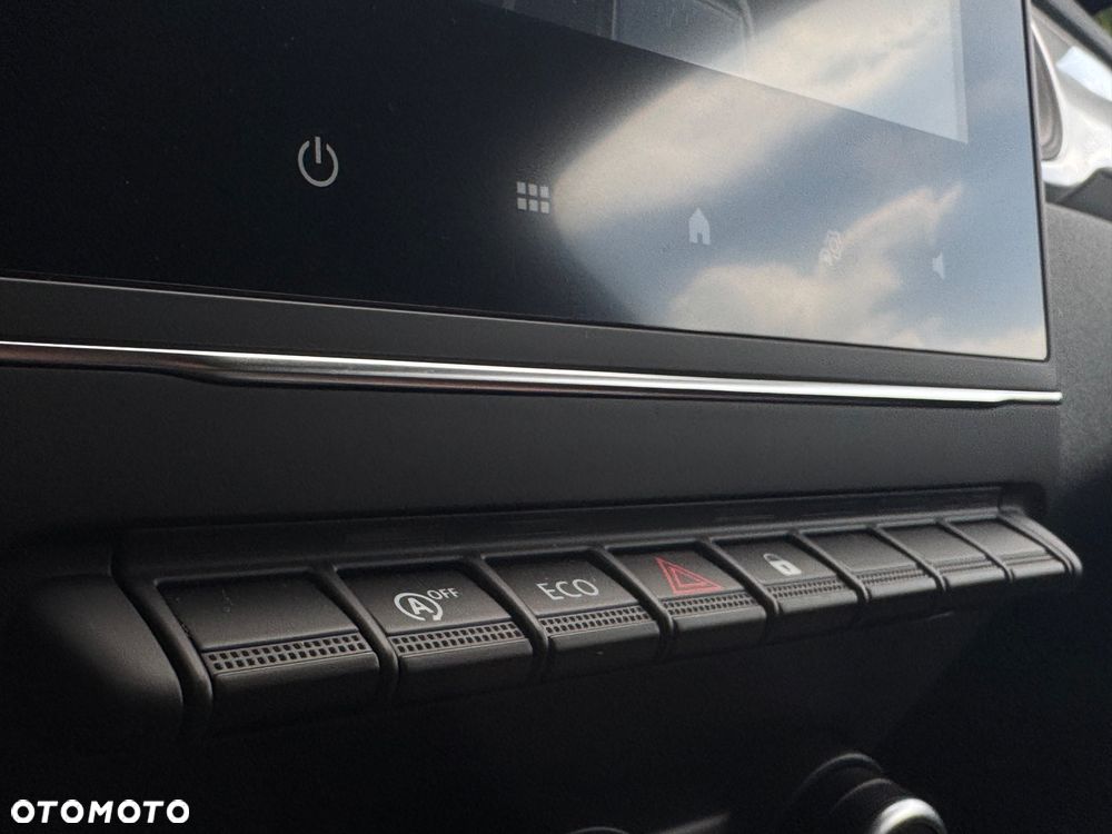 Renault Captur TCe 100 EXPERIENCE - 30