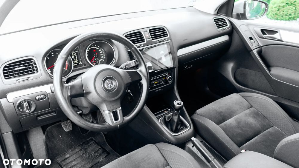 Volkswagen Golf VI 1.2 TSI Comfortline - 16