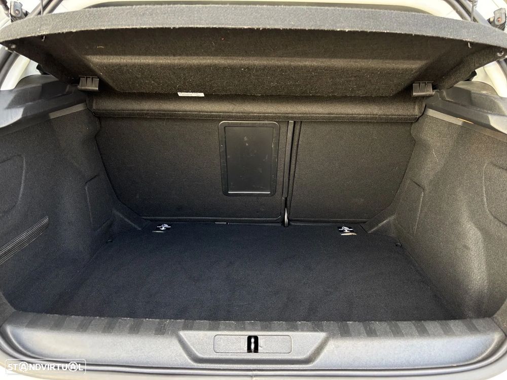 Peugeot 308 PureTech 130 GPF EAT8 Stop & Start Tech Edition - 25