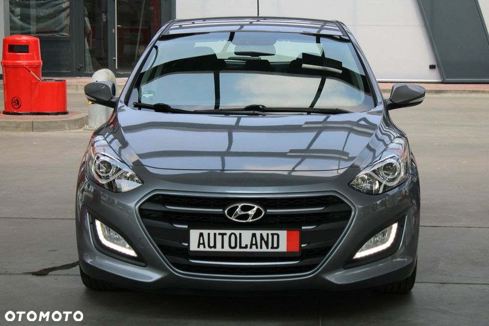 Hyundai i30 blue 1.4 Passion - 2
