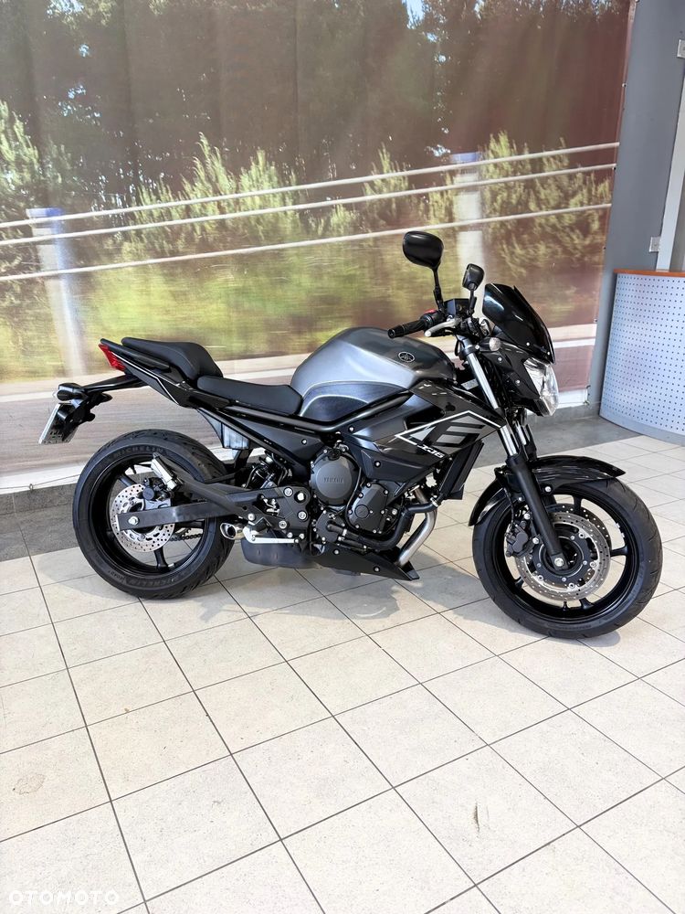 Yamaha XJ - 22