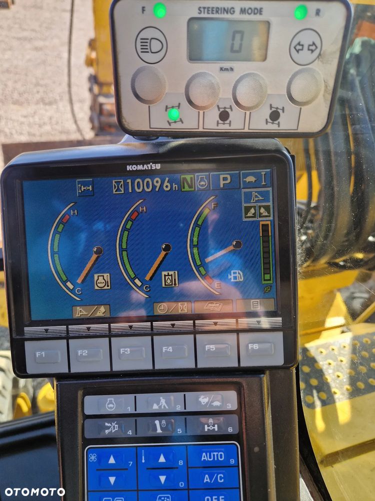 Komatsu PW118MR - 18