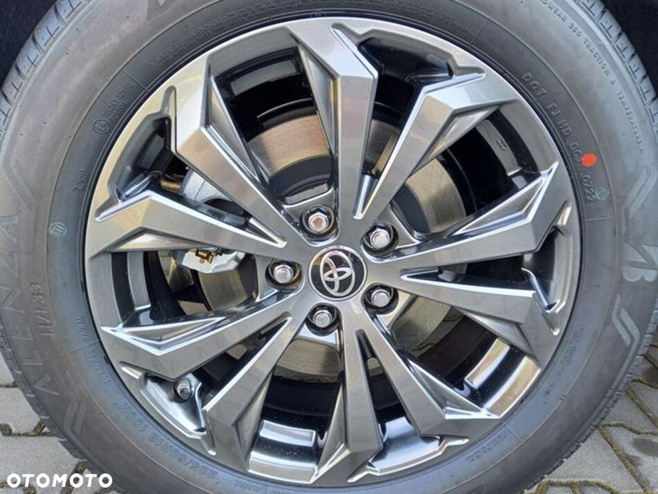 Toyota RAV4 - 10