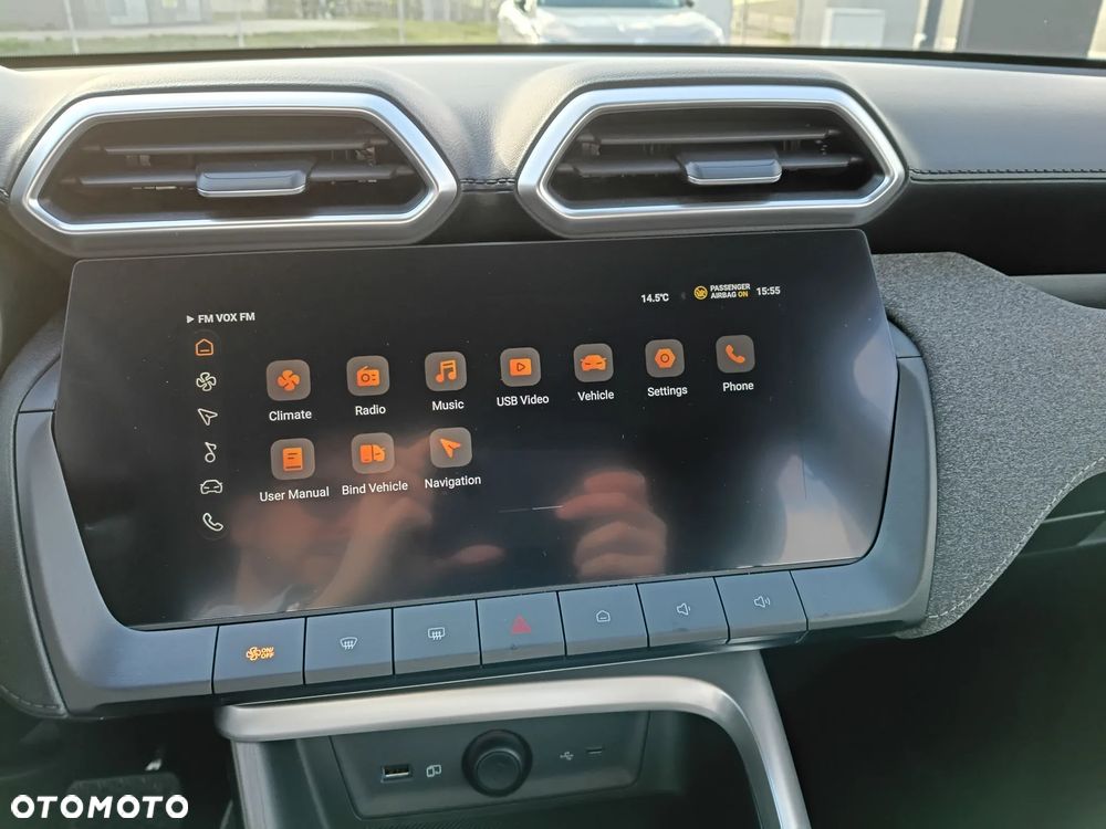MG ZS Hybrid+ Standard - 18