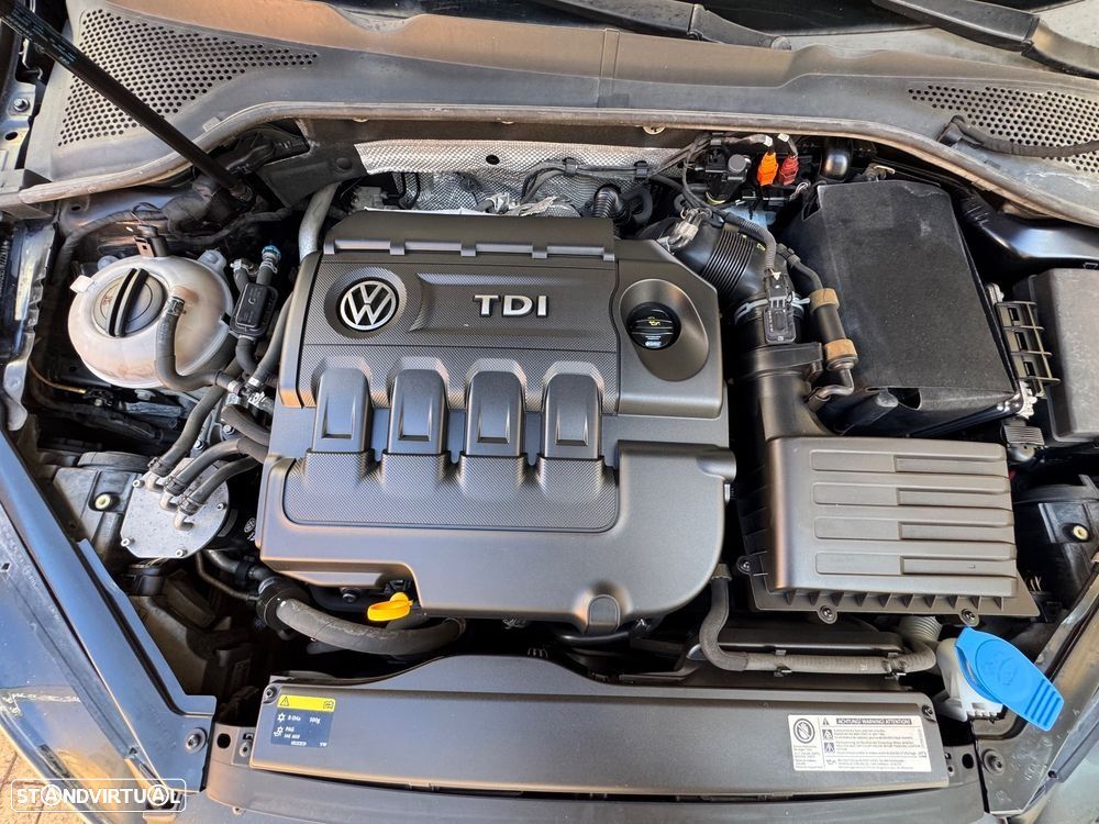 VW Golf 1.6 TDi Confortline - 17
