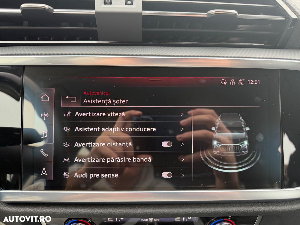 Audi Q3 35 TFSI S tronic - 30