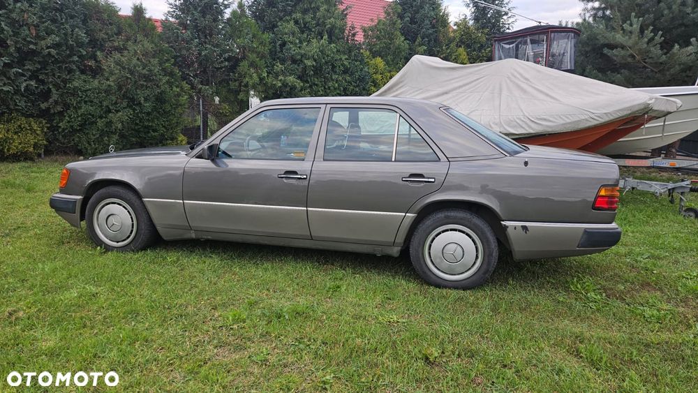 Mercedes-Benz W124 (1984-1993) - 4