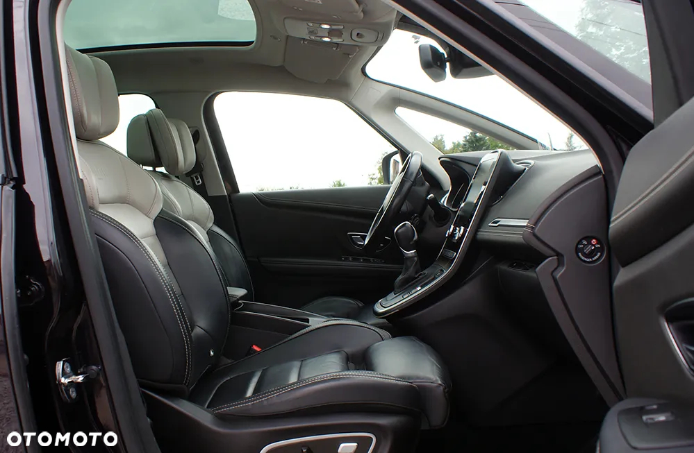 Renault Scenic 1.6 dCi Bose EDC - 11