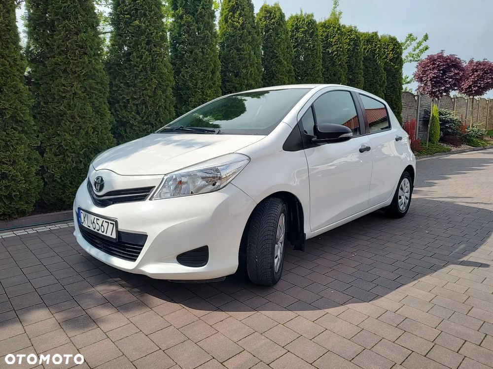 Toyota Yaris - 1