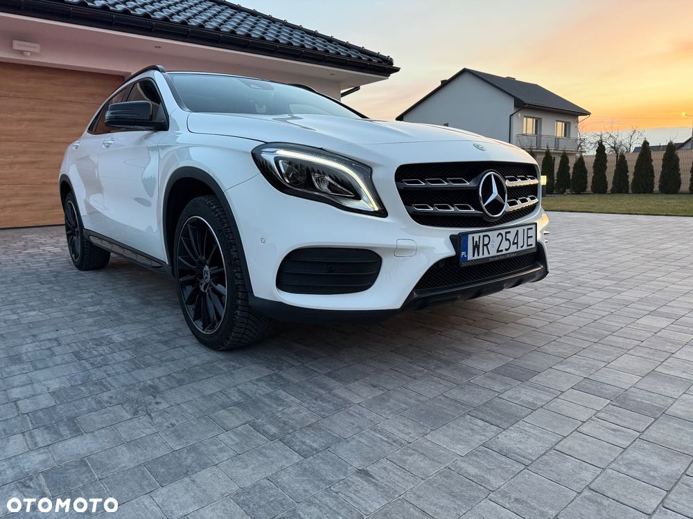 Mercedes-Benz GLA 220 d 7G-DCT AMG Line - 1