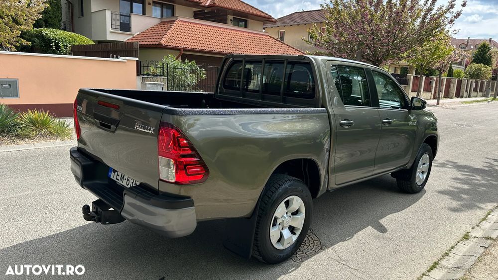 Toyota Hilux 2.4D 150CP 4x4 Double Cab 6MT Style - 6
