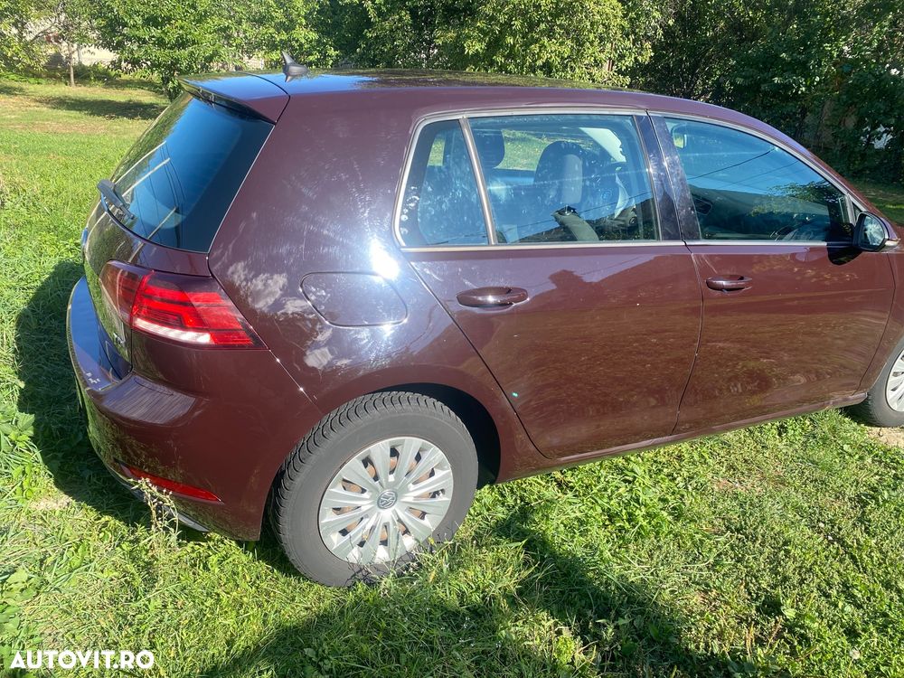 Volkswagen Golf 1.6 TDI DPF Trendline - 8