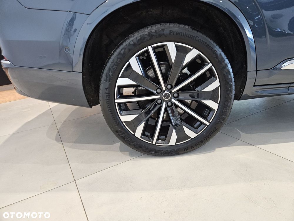 Volvo XC 90 - 31