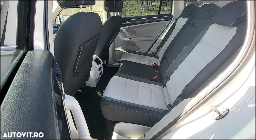 Volkswagen Tiguan 2.0 TDI SCR 4MOTION (BlueMotion Techn.) DSG Highline - 33