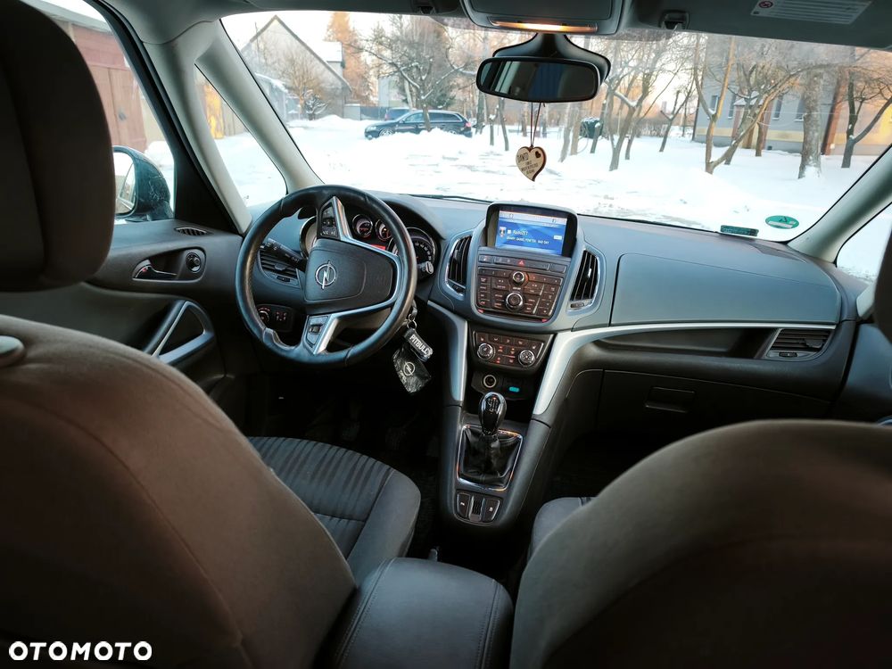 Opel Zafira - 8