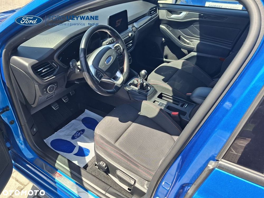 Ford Focus 1.0 EcoBoost ST-Line - 6