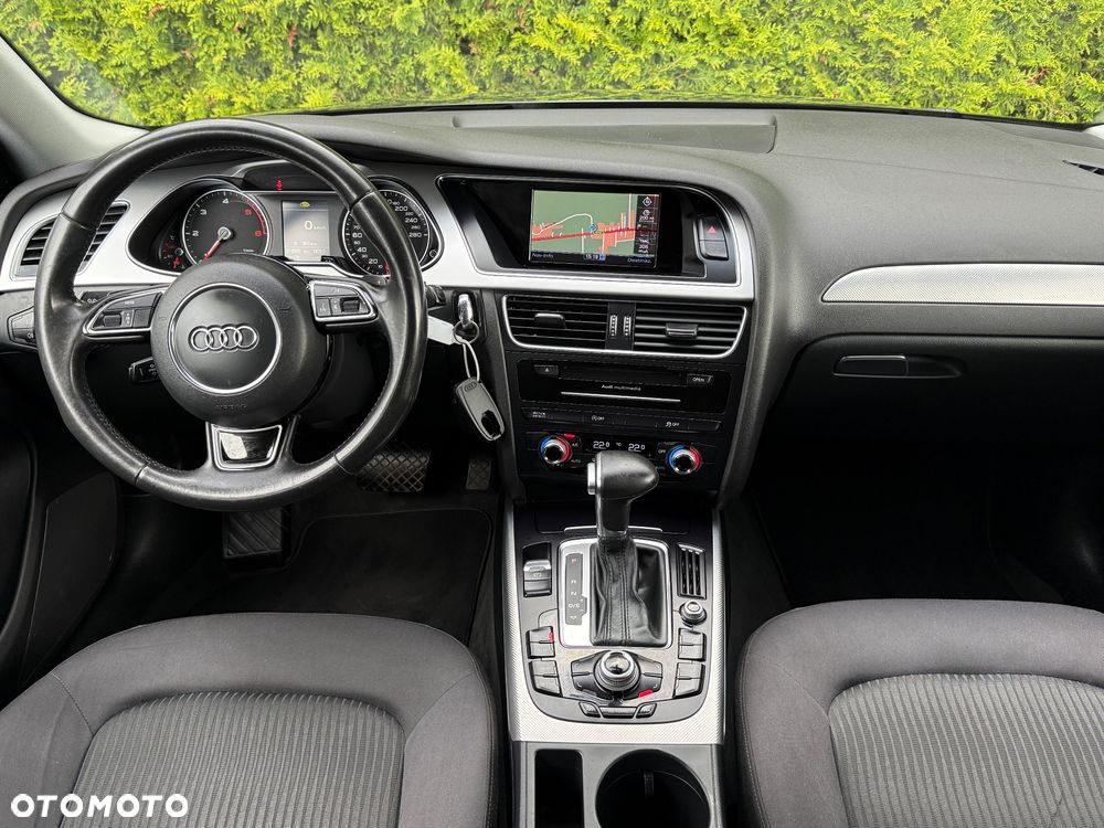 Audi A4 Avant - 6