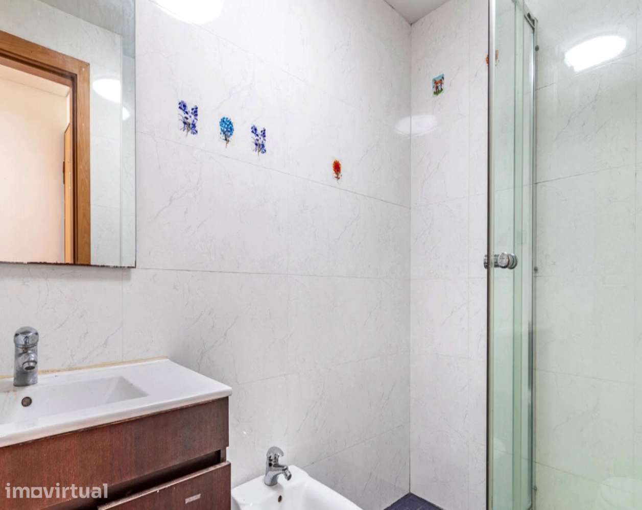 Apartamento T1 com varanda e ar condicionado Bonfim, Porto - Grande imagem: 2/12