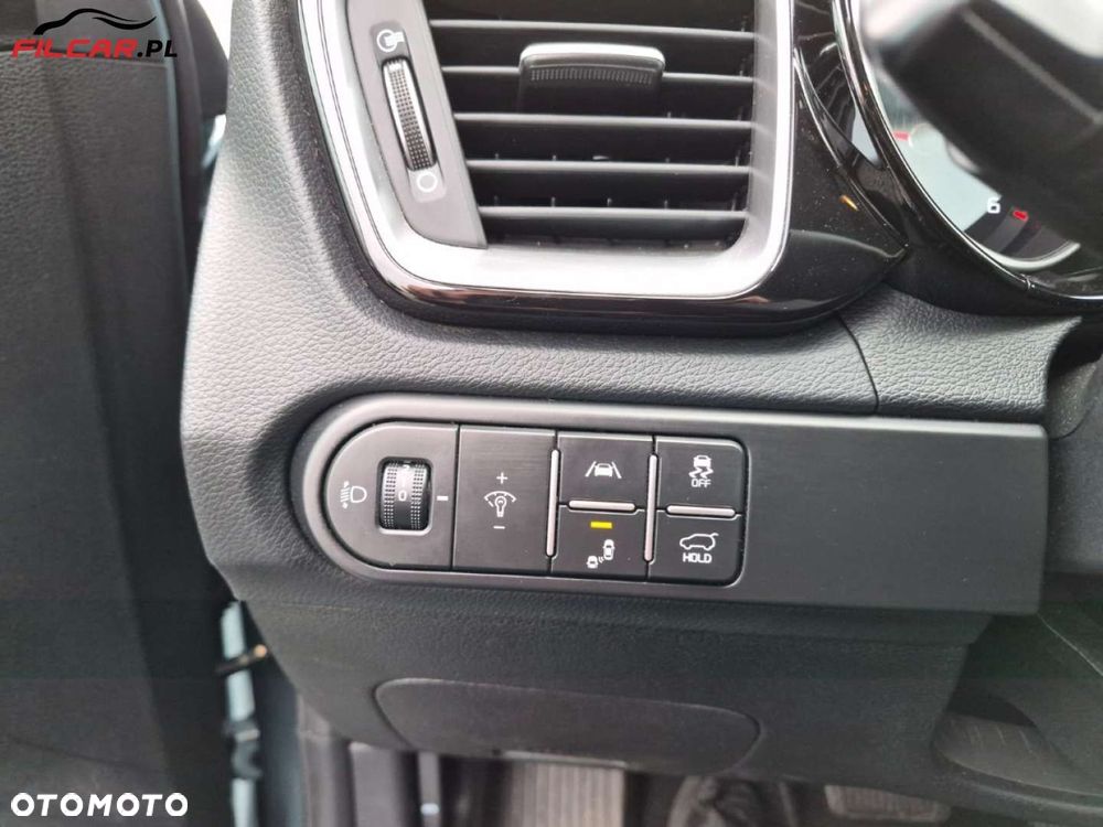 Kia Ceed - 25