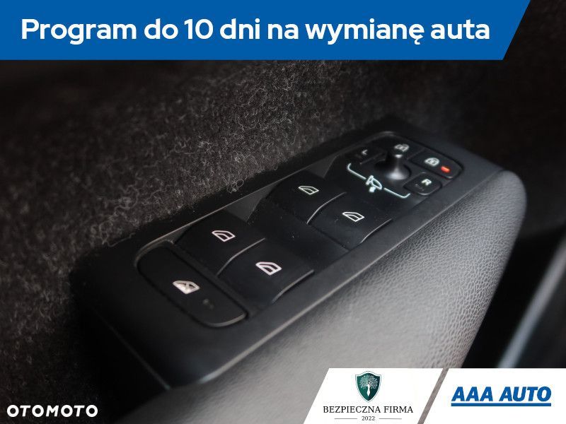 Volvo XC 40 - 20