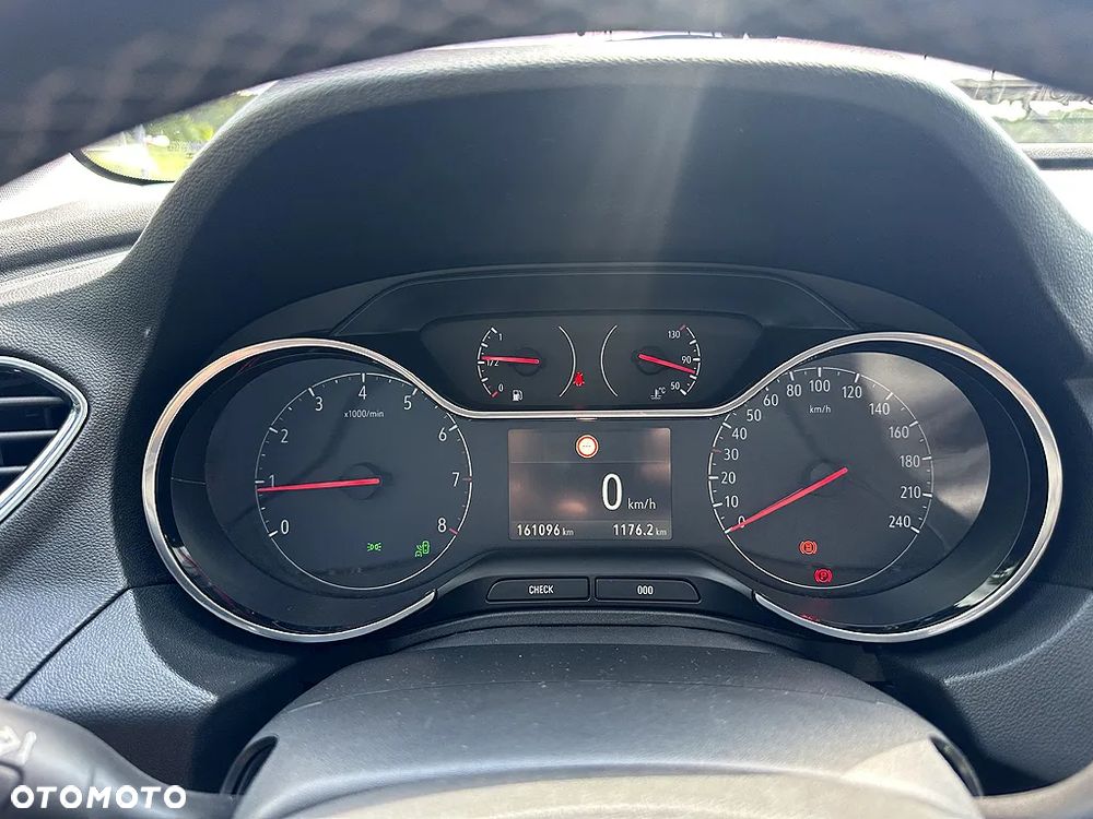 Opel Grandland X 1.2 T GPF Innovation S&S - 22