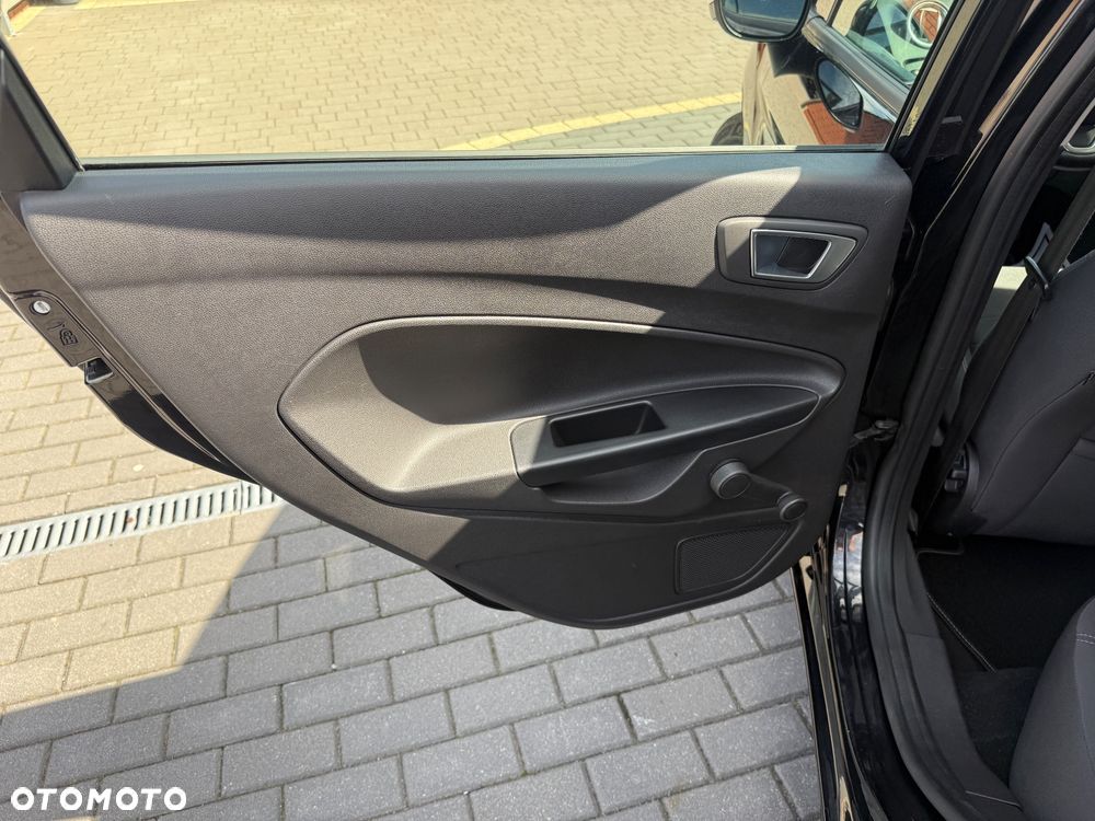 Ford Fiesta - 14