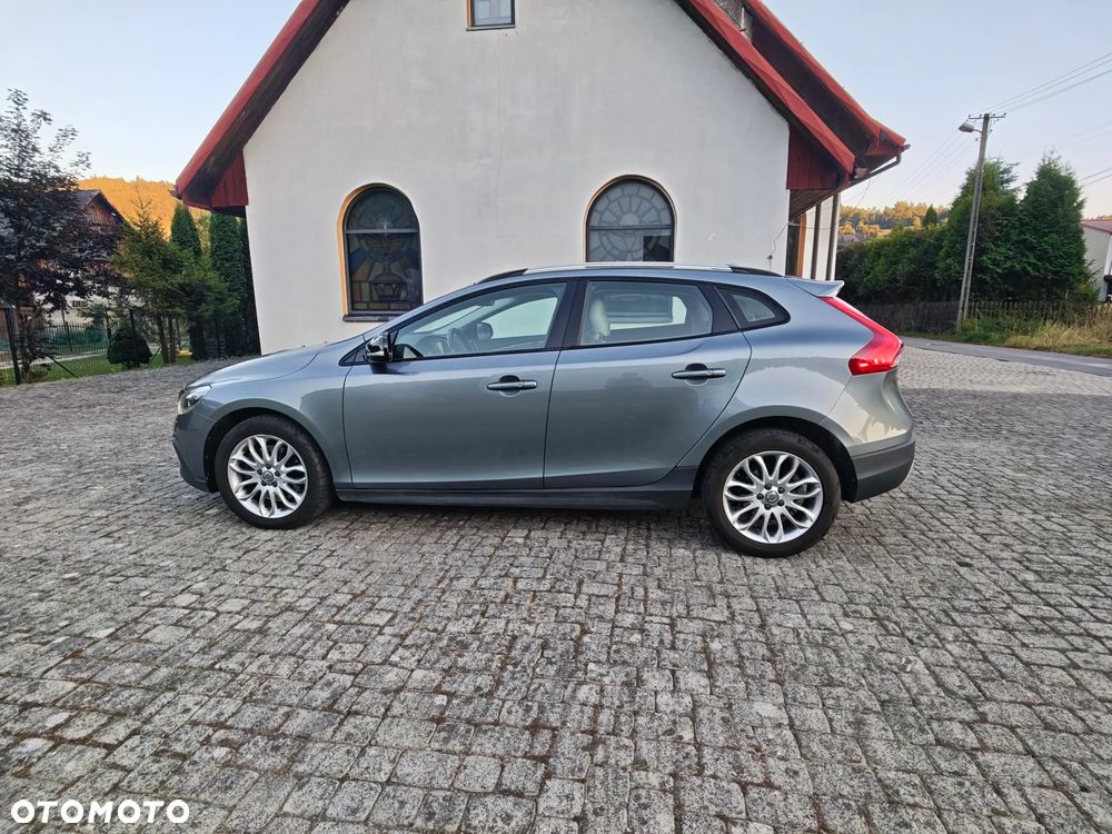 Volvo V40 Cross Country T4 AWD Geartronic Summum - 2