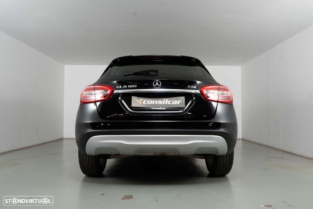 Mercedes-Benz Gla 180 2015 photo 4