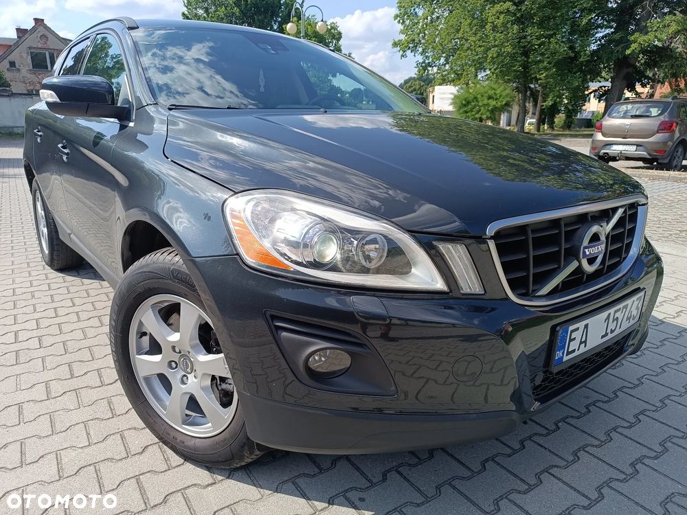 Volvo XC 60 2.4D AWD Momentum - 2