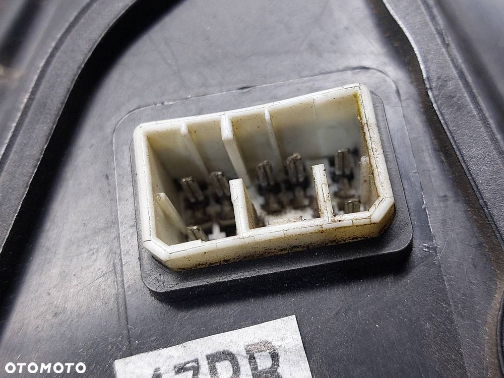 LUSTERKO LEWE + PRAWE ELEKTRYCZNE KIA SORENTO I YC 7 PIN EU - 7