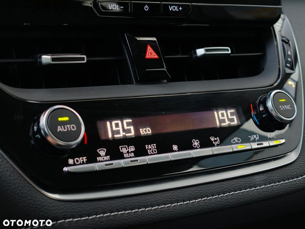 Toyota Corolla 1.8 Hybrid Comfort - 37