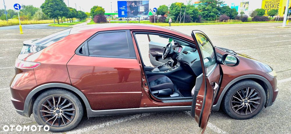 Honda Civic 1.8 Comfort - 8