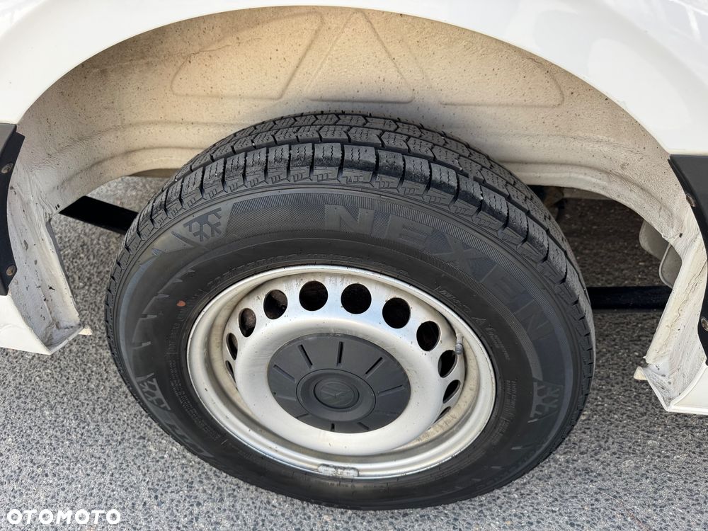 Volkswagen Crafter - 13