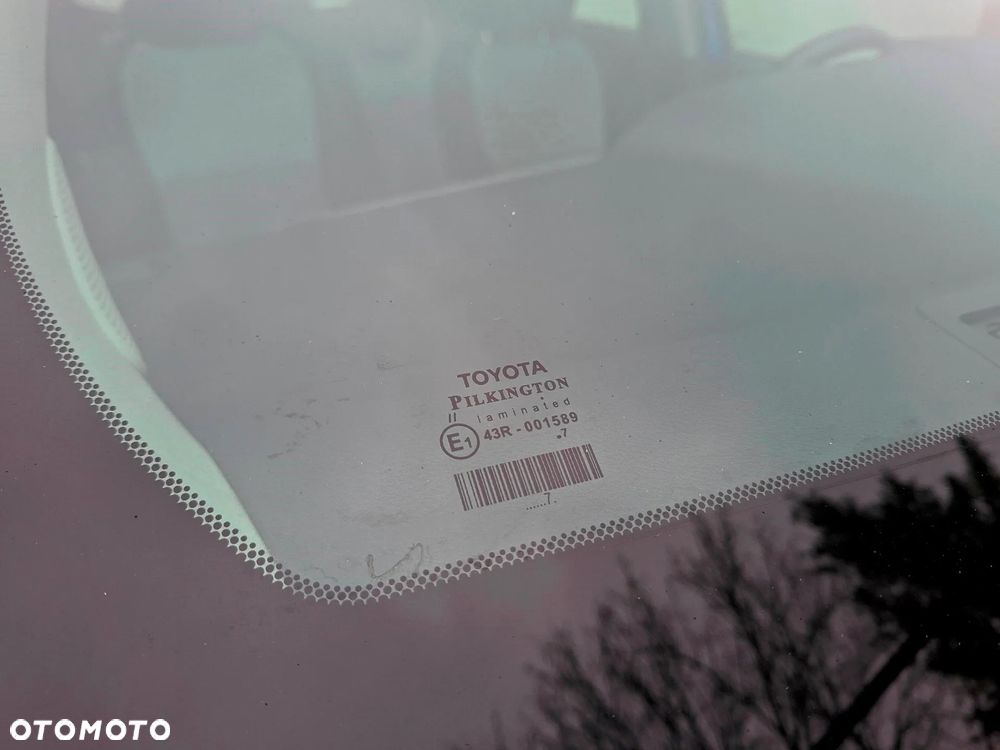 Toyota Yaris 1.5 Premium - 16