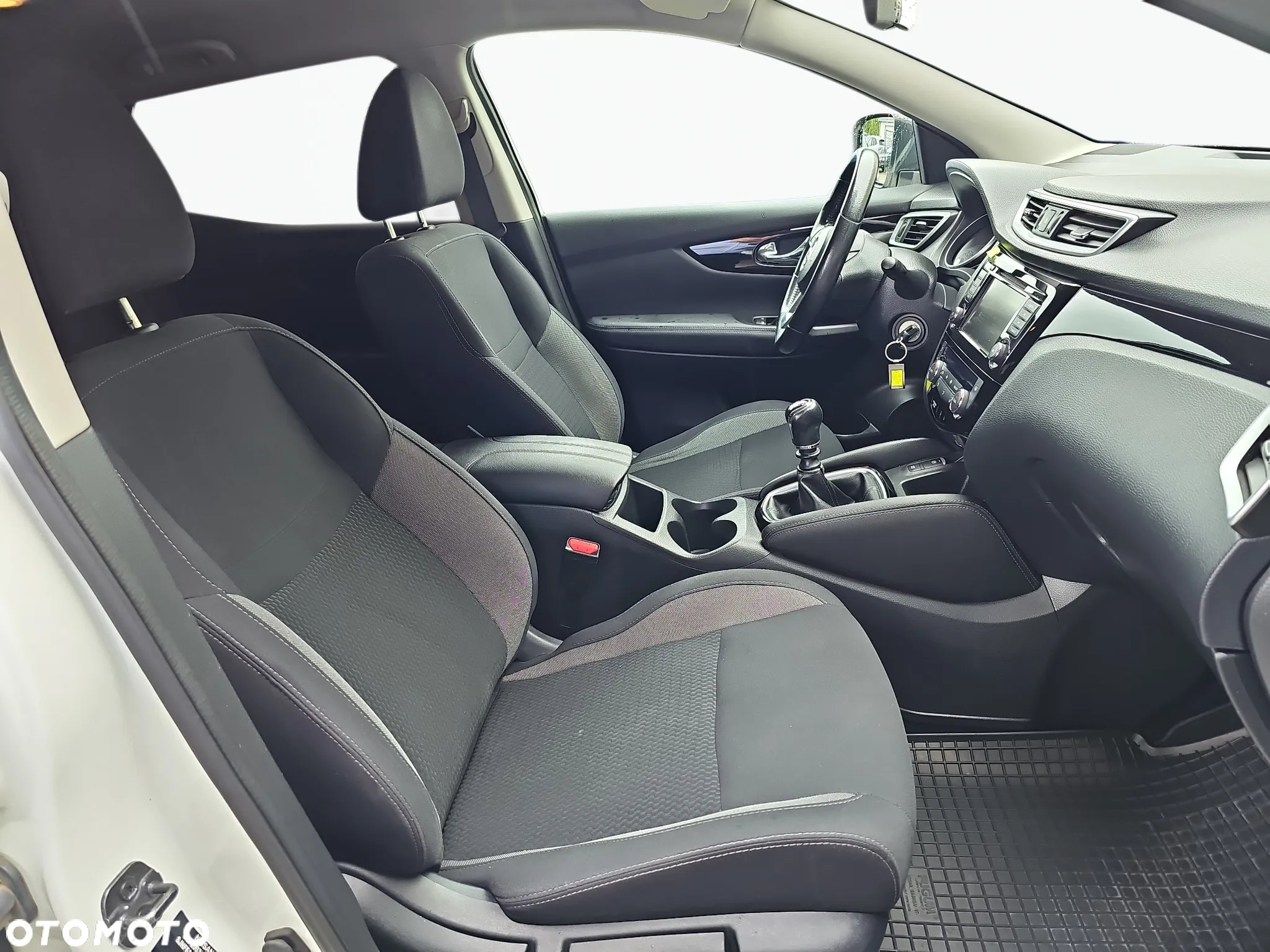 Nissan Qashqai 1.3 DIG-T Acenta EU6d - 19