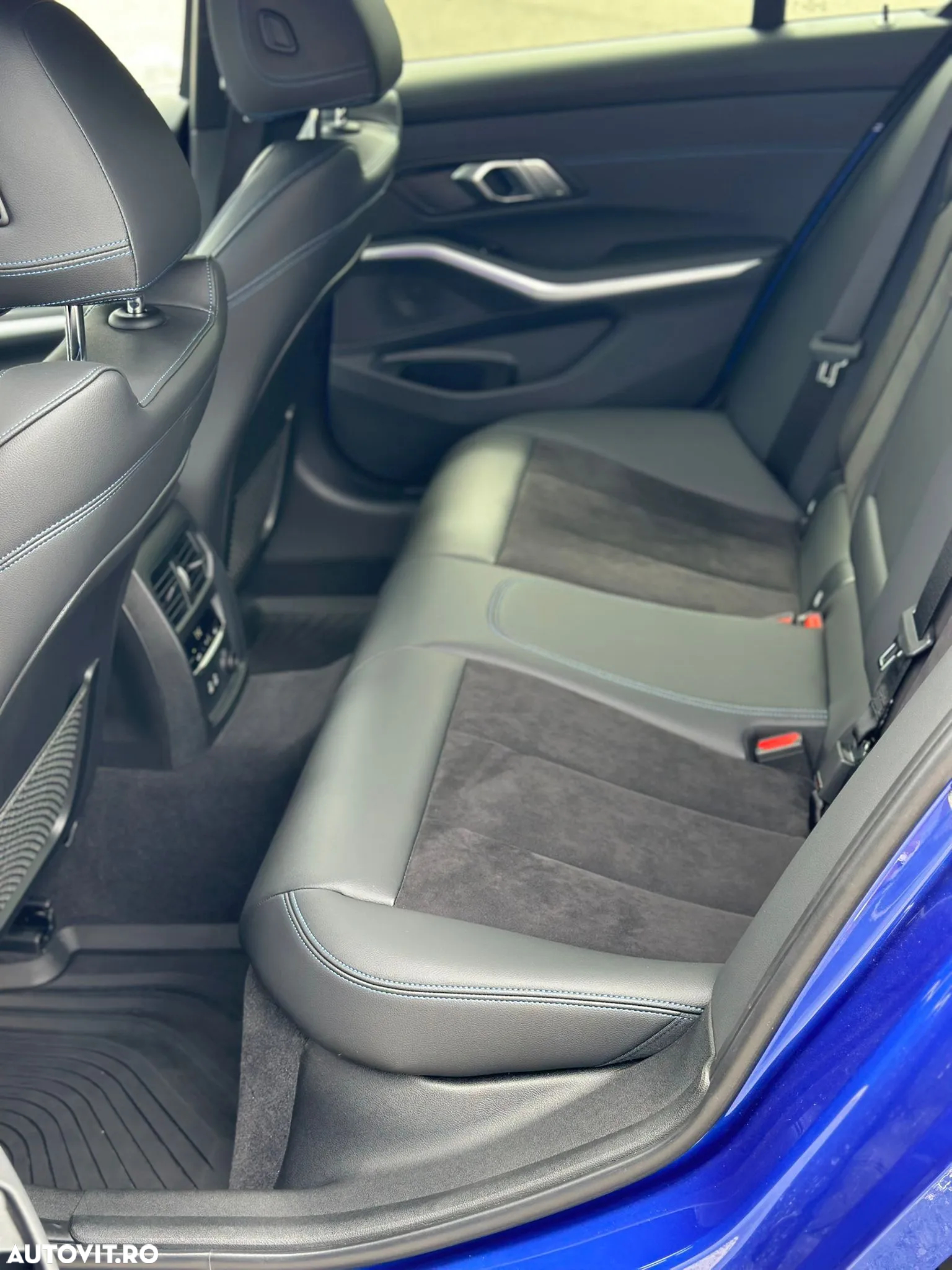 BMW Seria 3 330i AT M Sport - 18