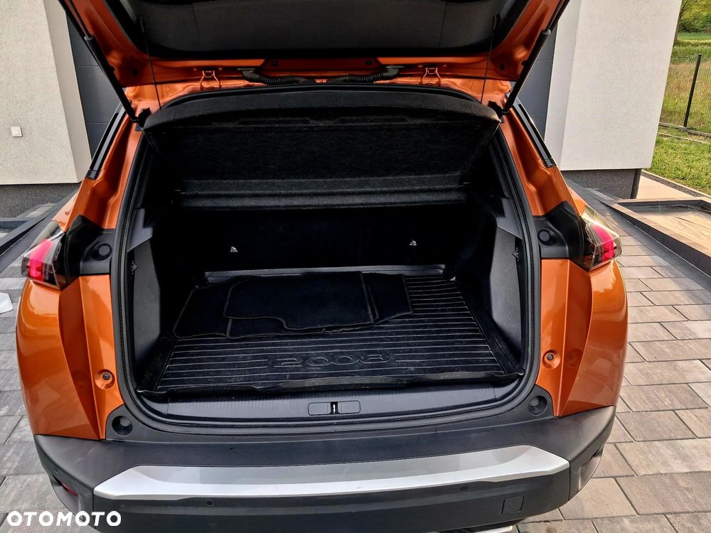 Peugeot 2008 PureTech 130 GT Pack - 29