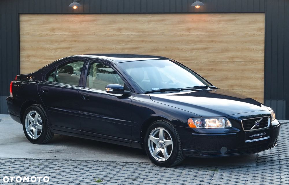 Volvo S60 2.4D Momentum - 6