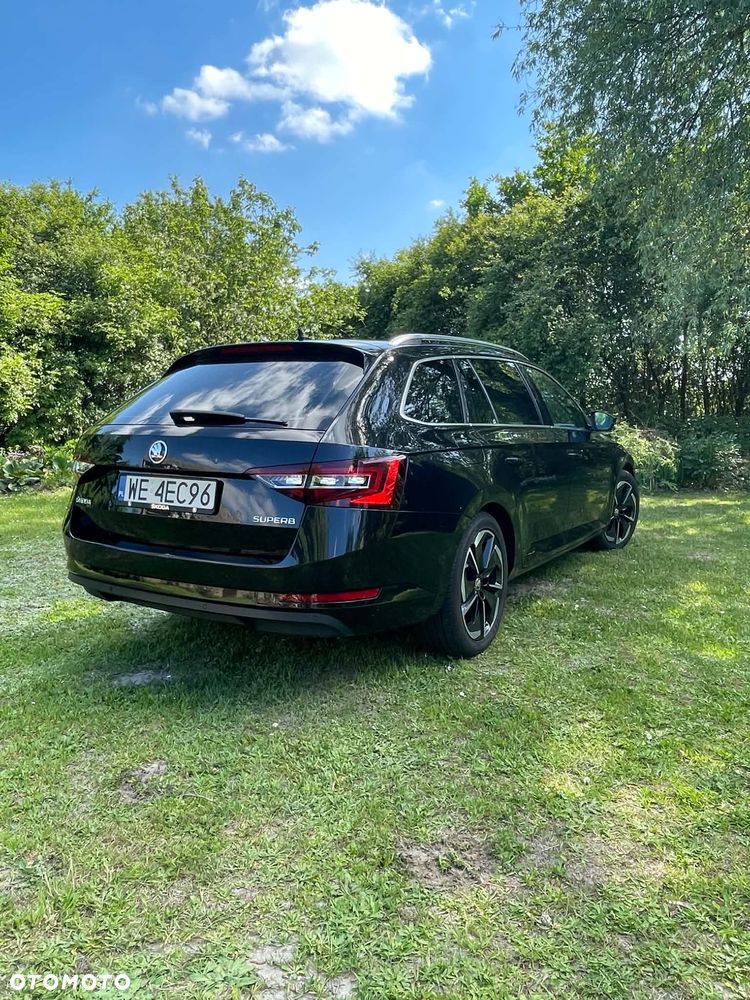 Skoda Superb 2.0 TDI DSG Ambition - 3