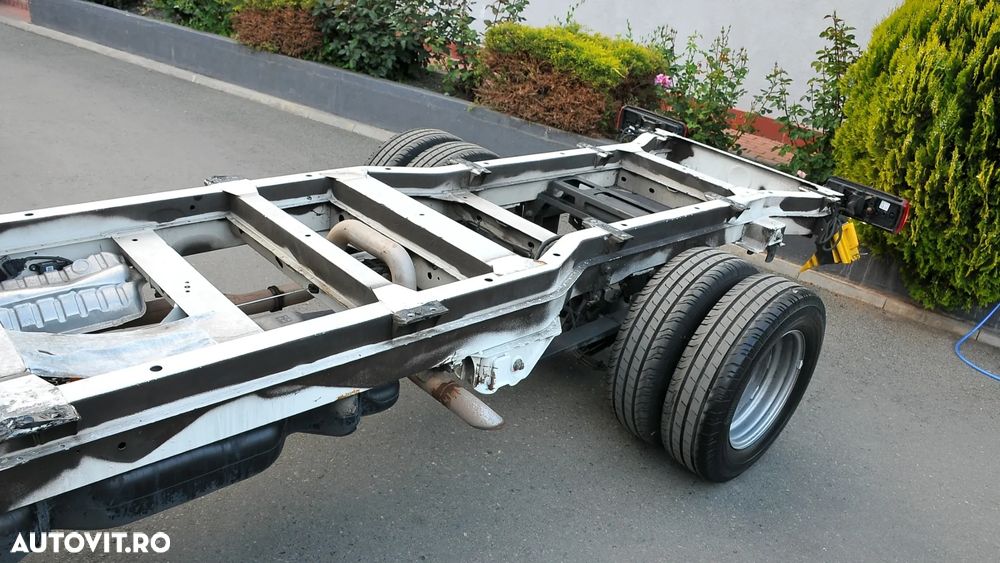 Mercedes-Benz Sprinter 516 - 12