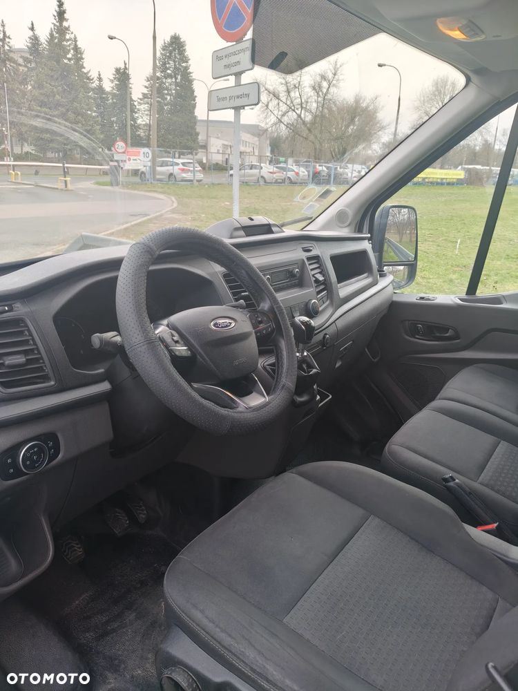 Ford Transit - 12